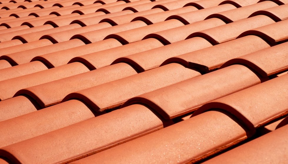 El 58% de las cubiertas inclinadas en España se construyeron con teja cerámica en 2021
